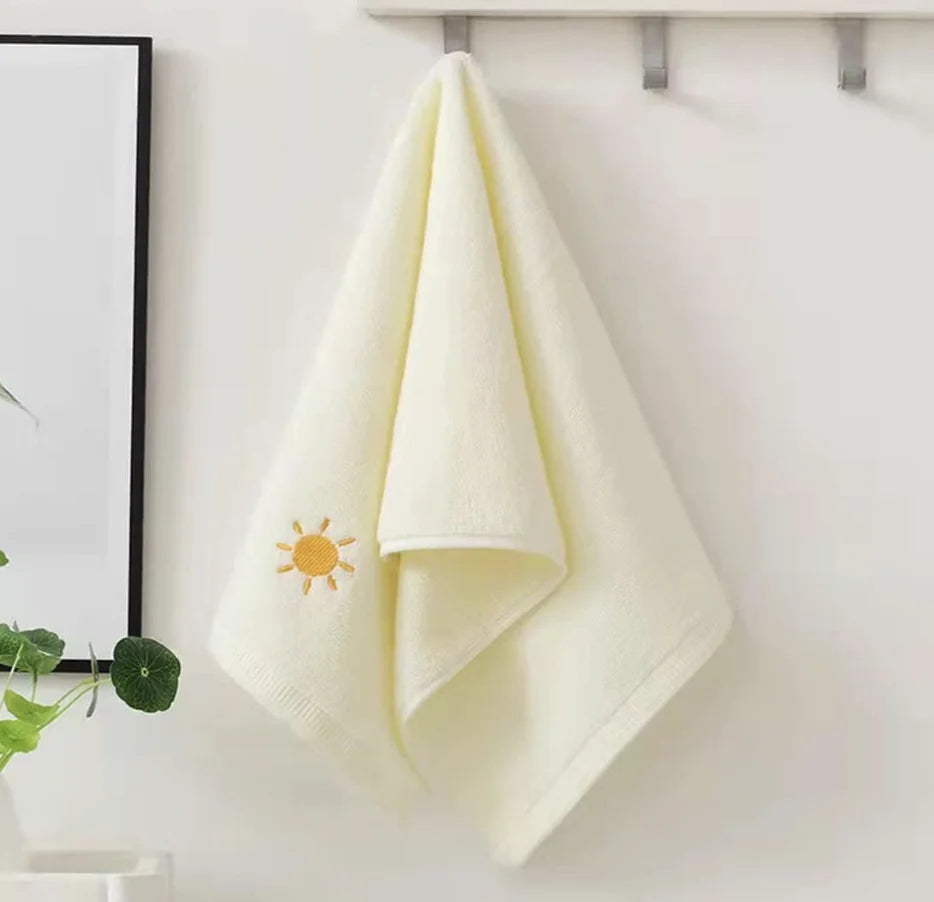 Highly Absorbent Bathroom Hand Towels Set of 4