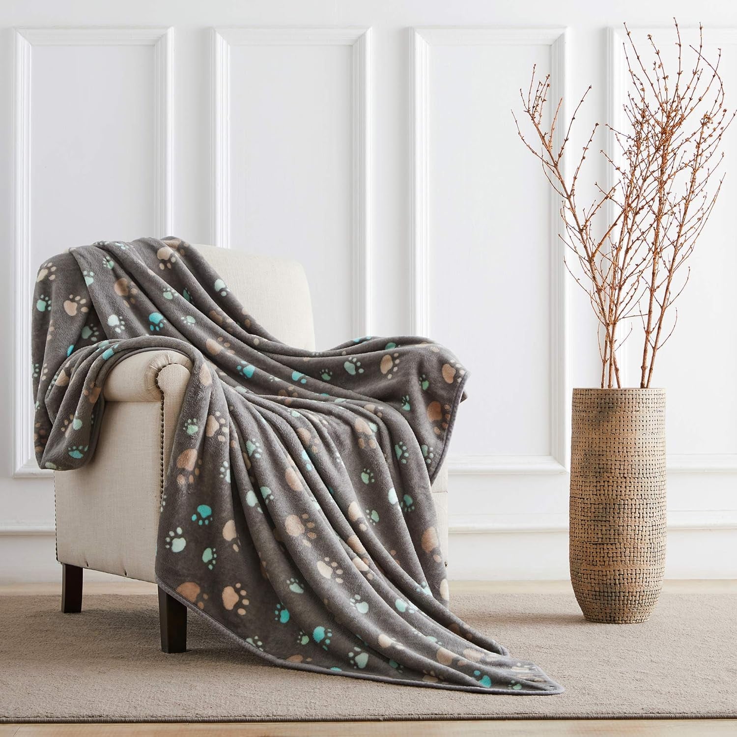 350 GSM Super Soft Fuzzy Flannel Fleece Pet Blanket – Grey, 40" x 32"