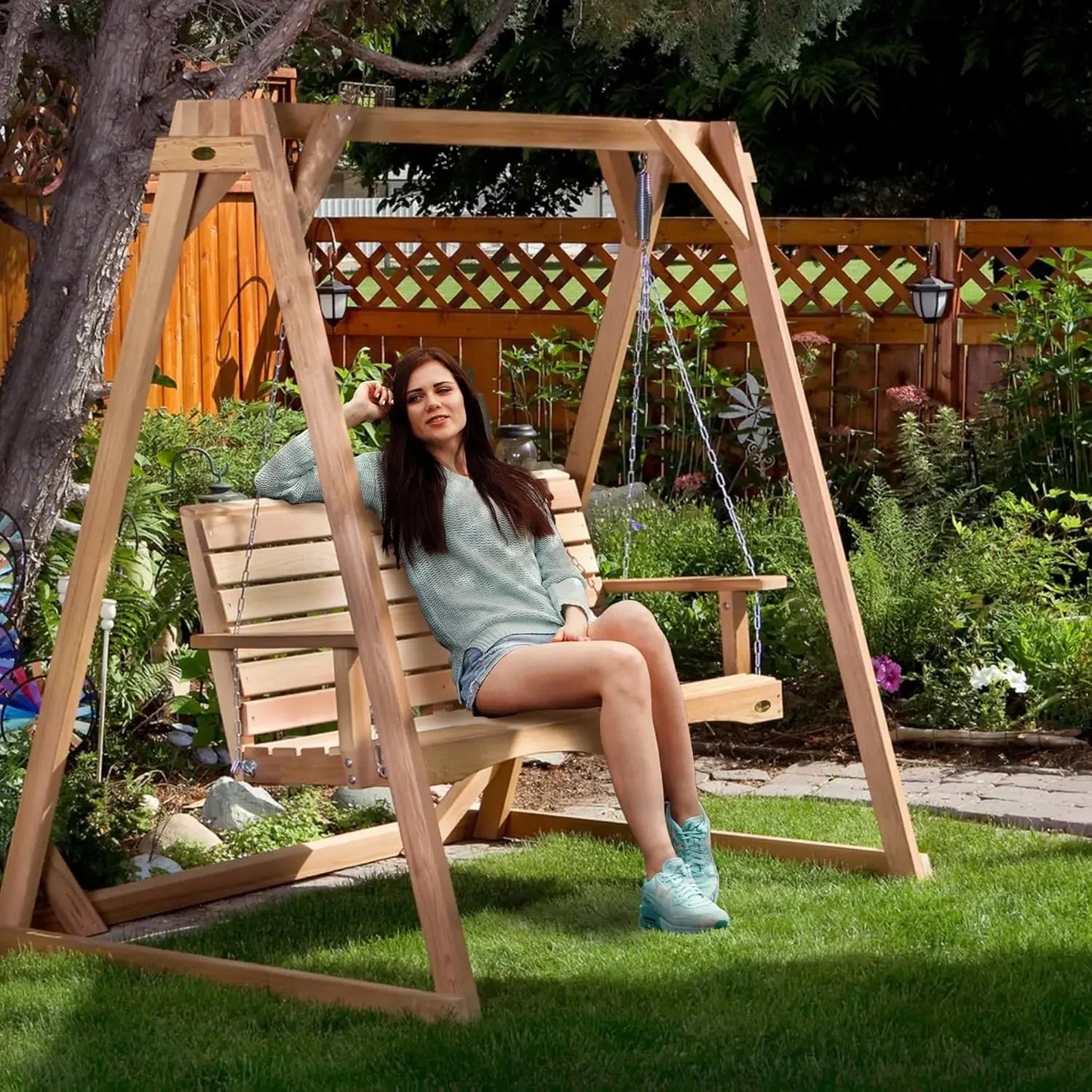 4-Foot Wooden Porch Swing – Natural Outdoor Patio Hanging Bench for Garden, Deck, or Porch