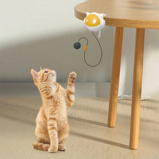 White Electric Cat Toy with Replaceable Hair Ball – Clip-On Desktop Interactive Toy for Cats (1–4 Months)