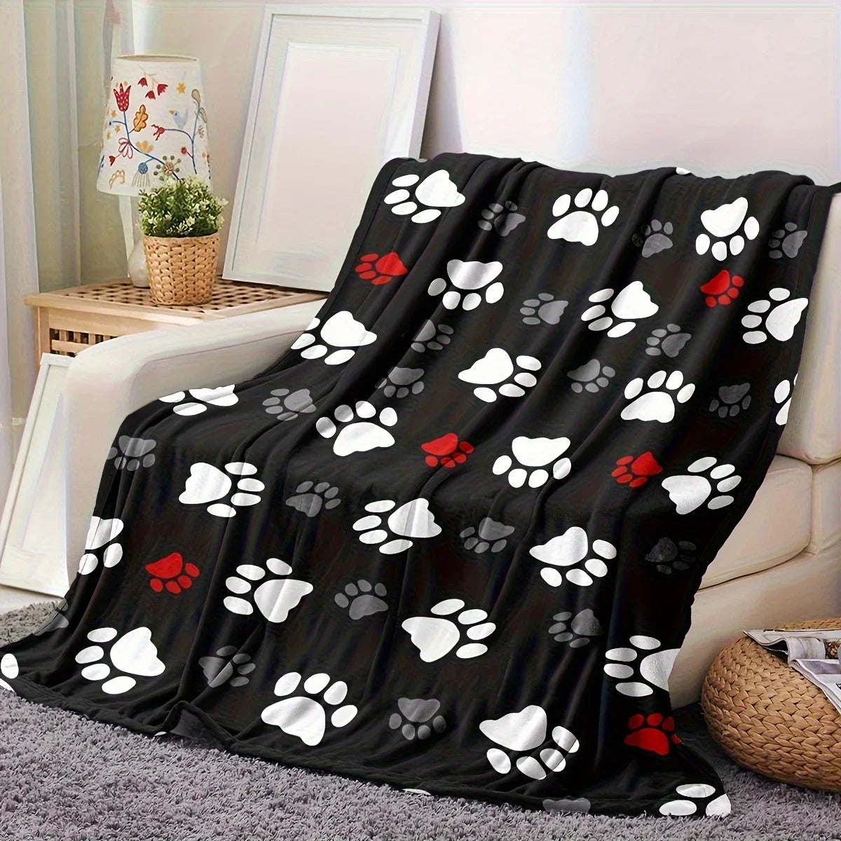 Animal Paw Print Flannel Blanket – Soft, Cozy & All-Season Comfort for Home or Sofa