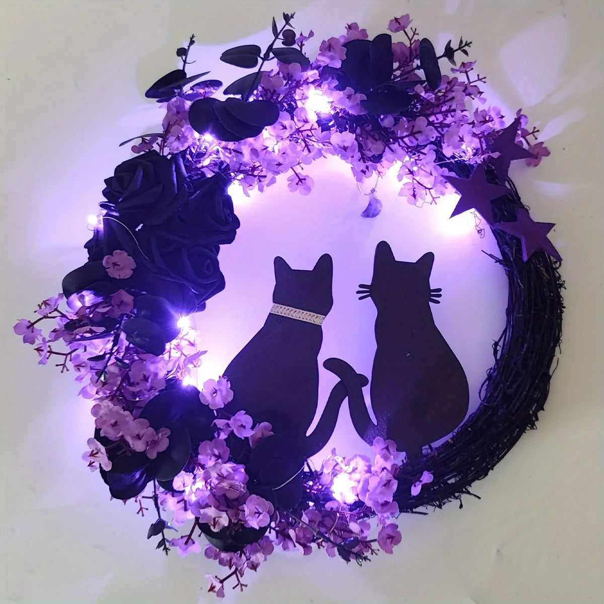 Black Cat Crescent Wreath – Spooky Halloween Front Door & Window Decor for Home, Party, or Holiday Display