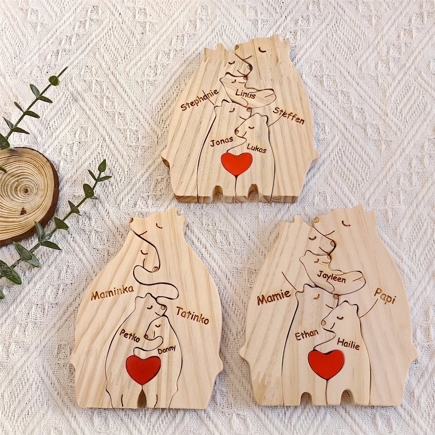 Personalized Custom Bear Family Wooden Puzzle – DIY Name Engraved Sculpture Figurine for Home Desk Decor, Christmas & Birthday Gift