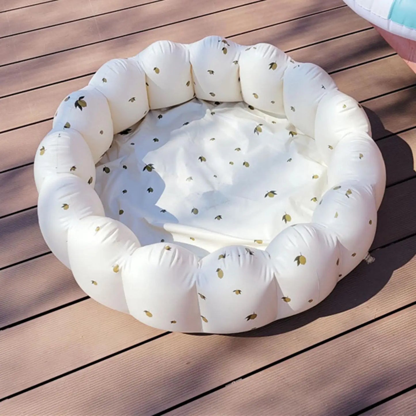 Petal Inflatable Baby Pool 90x25cm – Safe & Fun Bath Pool for Splashing and Playtime